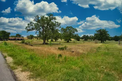 1067 Ferguson Loop, Dale, TX 78616 - Photo 5