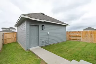 1648 Esplanade Pkwy, San Marcos, TX 78666 - Photo 21