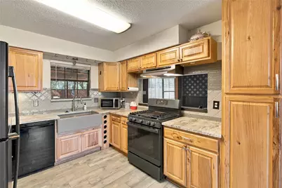 123 Wyers Place, Cedar Creek, TX 78612 - Photo 9