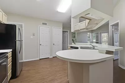6804 N Capital Of Texas Highway #422, Austin, TX 78731 - Photo 5