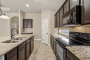 201 Caddo Lake Dr, Georgetown, TX 78628 - Photo 13