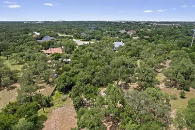 120 E Rustle Cove, Georgetown, TX 78628 - Photo 15