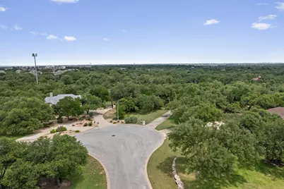 120 E Rustle Cove, Georgetown, TX 78628 - Photo 17