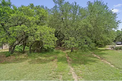 120 E Rustle Cove, Georgetown, TX 78628 - Photo 11