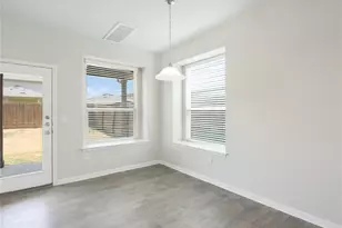 12112 Timber Arch Ln, Manor, TX 78653 - Photo 9