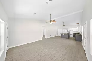 712 Link Dr, Kingsland, TX 78639 - Photo 7