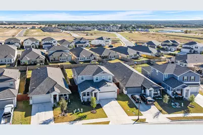 520 Loriner Way, Liberty Hill, TX 78642 - Photo 33