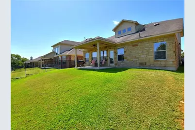 1802 Greenside Trail, Round Rock, TX 78665 - Photo 17