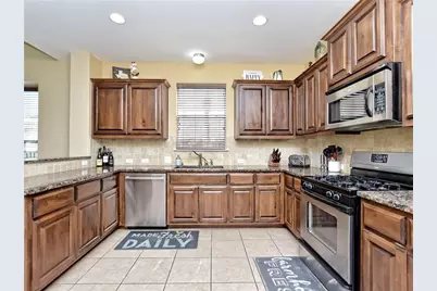 1802 Greenside Trail, Round Rock, TX 78665 - Photo 5