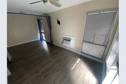 3010 Fruth St Street #B, Austin, TX 78705 - Photo 17
