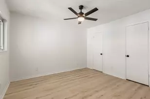 923 E 41st St, Austin, TX 78751 - Photo 11