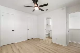 923 E 41st St, Austin, TX 78751 - Photo 13