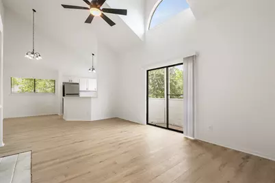 923 E 41st Street #201, Austin, TX 78751 - Photo 3