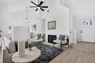 923 E 41st St, Austin, TX 78751 - Photo 3