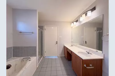 1722 Woods Boulevard, Round Rock, TX 78681 - Photo 11