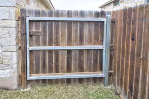 9921 Stratus Dr, Dripping Springs, TX 78620 - Photo 25