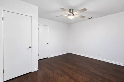 13010 Lamplight Village Avenue, Austin, TX 78727 - Photo 19