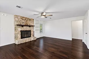 13010 Lamplight Village Ave, Austin, TX 78727 - Photo 13