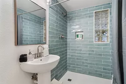 2106 Kenwood Avenue, Austin, TX 78704 - Photo 13