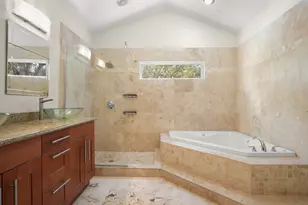 2501 Del Curto Rd, Austin, TX 78704 - Photo 15
