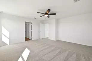 13233 Kincane Dr, Del Valle, TX 78617 - Photo 17