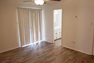 8813 Cainwood Ln, Austin, TX 78729 - Photo 11