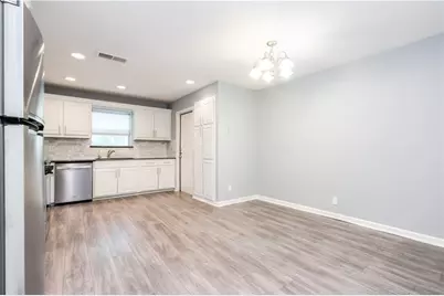 12102 Missel Thrush Court, Austin, TX 78750 - Photo 11