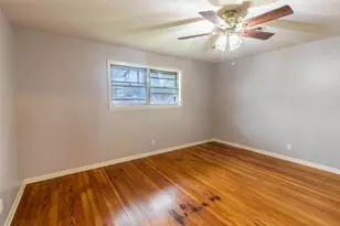 409 W Buffalo St, Caldwell, TX 77836 - Photo 15