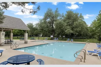 913 Hyde Park Drive, Round Rock, TX 78665 - Photo 39