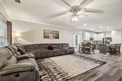 913 Hyde Park Drive, Round Rock, TX 78665 - Photo 5