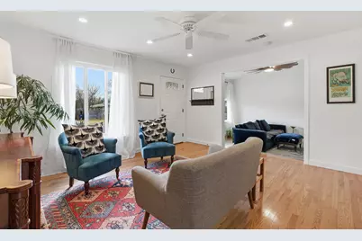 912 E 55th 1/2 Street, Austin, TX 78751 - Photo 5