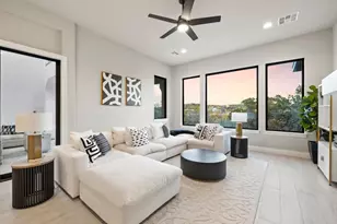 18724 Expedition Trl, Lago Vista, TX 78645 - Photo 15