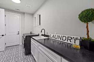 18724 Expedition Trl, Lago Vista, TX 78645 - Photo 33