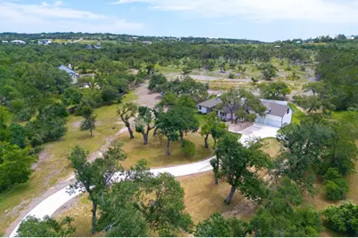 717 E Creek Drive, Dripping Springs, TX 78620 - Photo 35