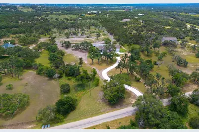 717 E Creek Drive, Dripping Springs, TX 78620 - Photo 27