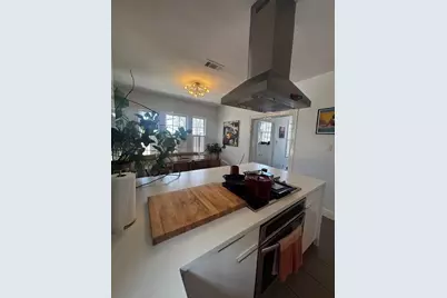 917 E 39th Street, Austin, TX 78751 - Photo 9