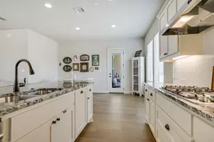 195 Autumn Wood Ln, Austin, TX 78737 - Photo 5