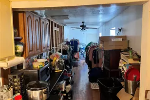 306 Burcham Ave, San Antonio, TX 78221 - Photo 7