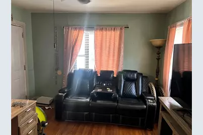 306 Burcham Avenue, San Antonio, TX 78221 - Photo 5