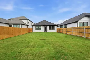332 Bendecido Loop, Elgin, TX 78621 - Photo 27