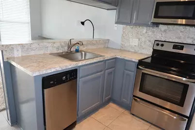 2802 Nueces Street #306, Austin, TX 78705 - Photo 7