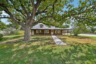 202 Loring St, Stonewall, TX 78671 - Photo 3