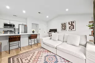 1213 Hollow Creek Dr, Austin, TX 78704 - Photo 3