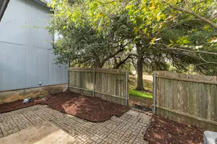 1411 Gracy Farms Ln, Austin, TX 78758 - Photo 23