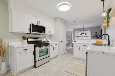 8406 Copano Drive, Austin, TX 78749 - Photo 9