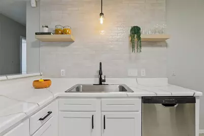 8406 Copano Drive, Austin, TX 78749 - Photo 11