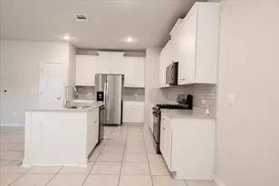 7403 Albany Dr, Austin, TX 78754 - Photo 9