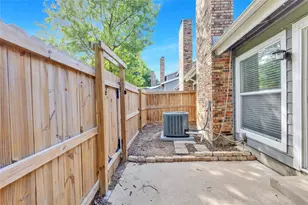 1701 Coronado Hills Dr, Austin, TX 78752 - Photo 21