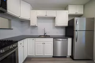 4711 Bull Creek Rd, Austin, TX 78731 - Photo 11