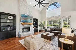 2 Heatherbloom Ln, The Hills, TX 78738 - Photo 9